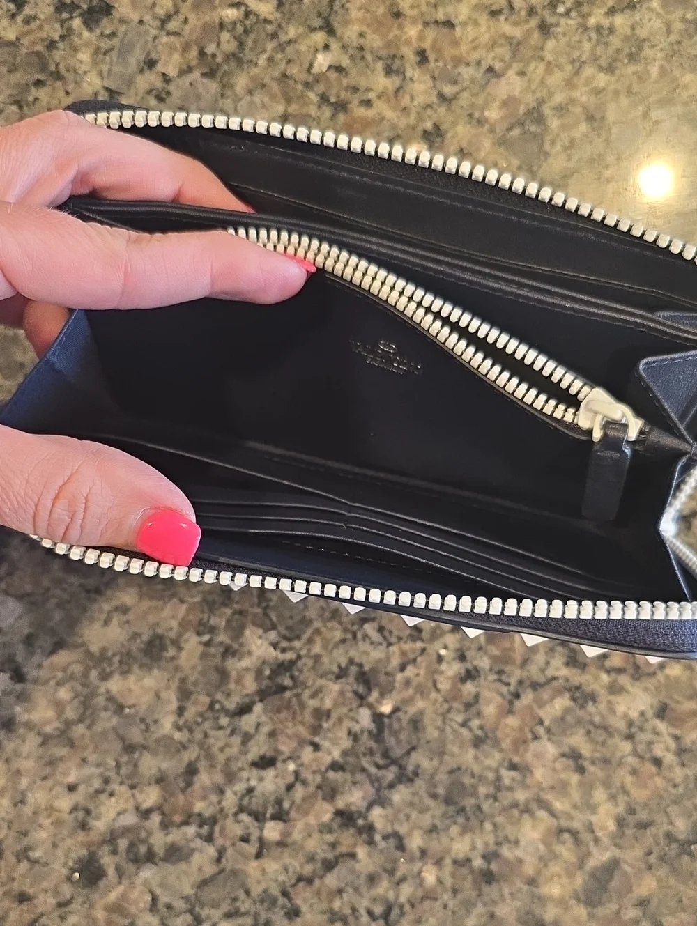 Valeninto Garavani Two Tone Rockstud Long Zip Wallet